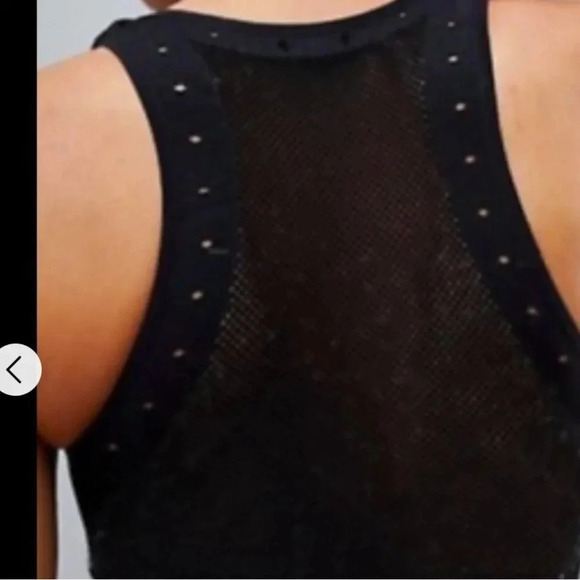 FREE PEOPLE BREATHABLE MESH SEAMLESS YOGA LIMBER CROP TOP BLACK SIZE XS/S - Picture 2 of 13